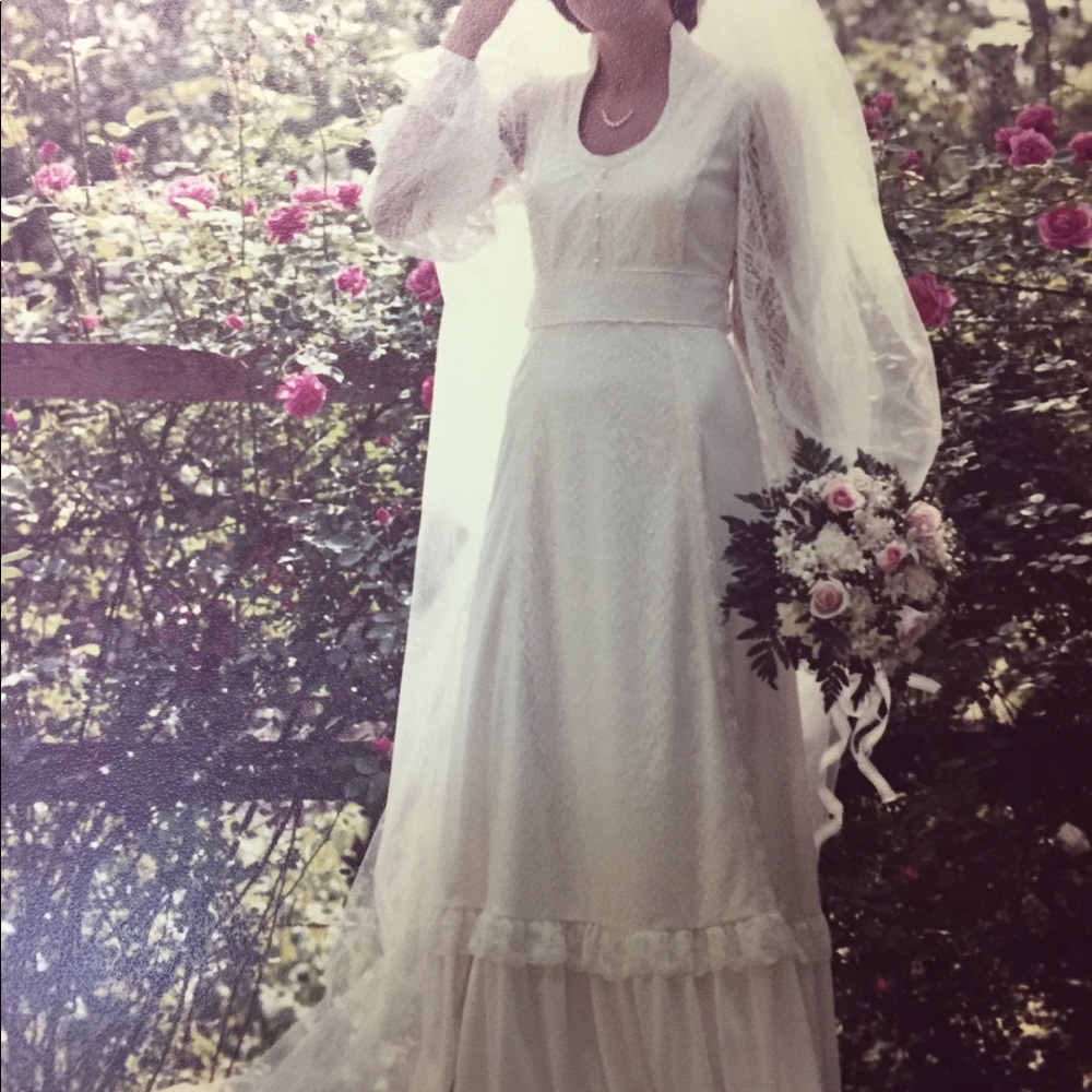 Vintage Boho Handmade ivory Wedding Dress